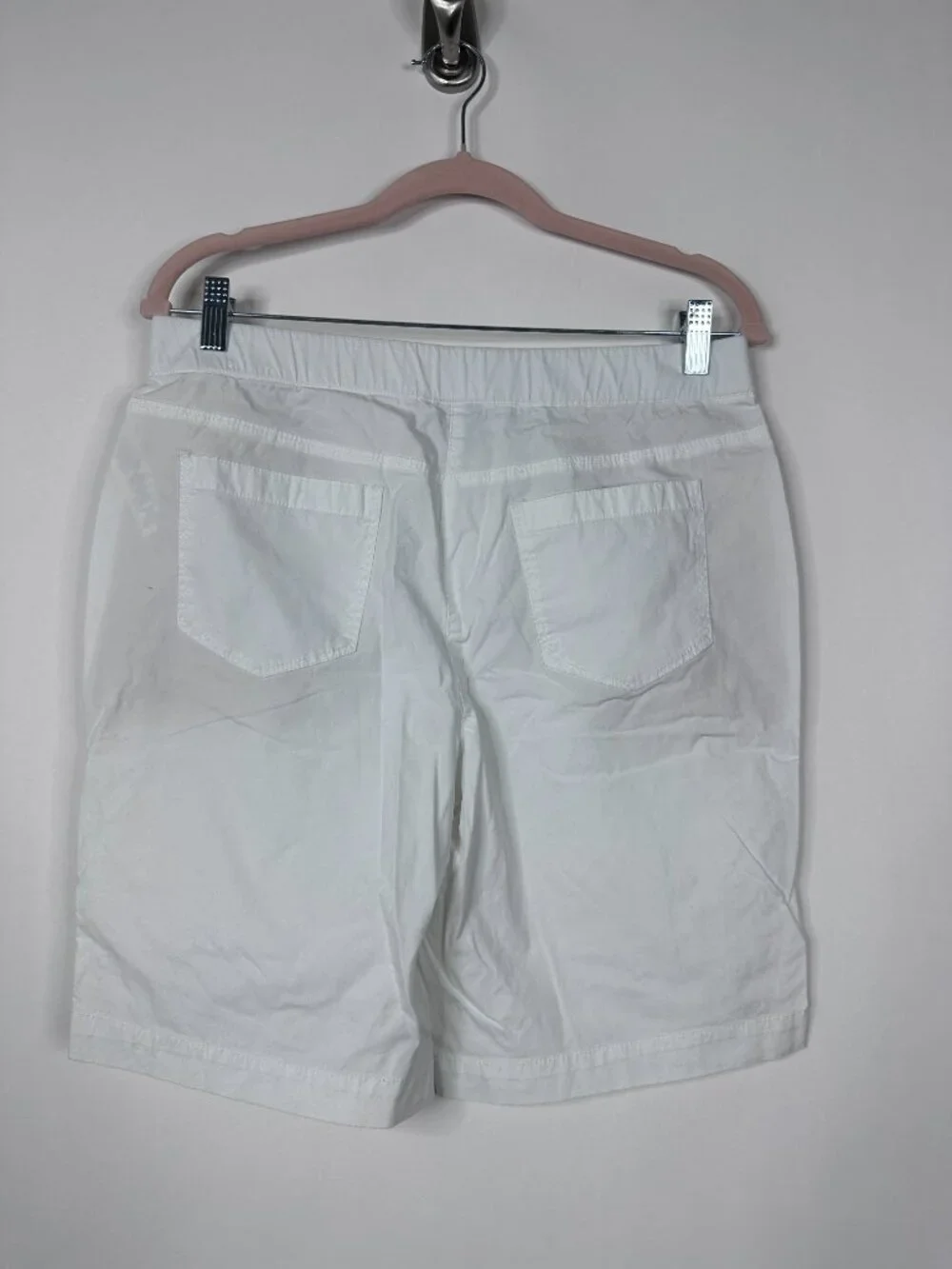 2/$30 Chico's High Rise Bermuda Short White Medium #A1958